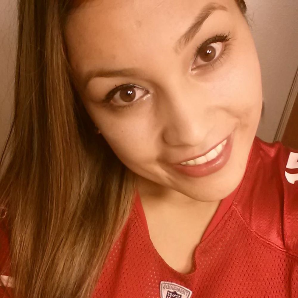 Meet your Posher, Claudia